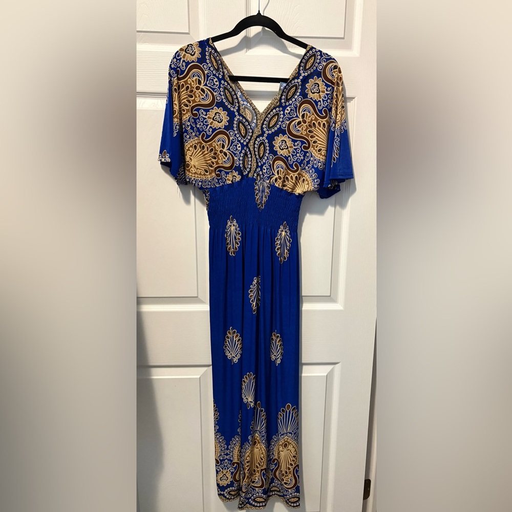 Elegant Blue and Gold Paisley Midi Dress